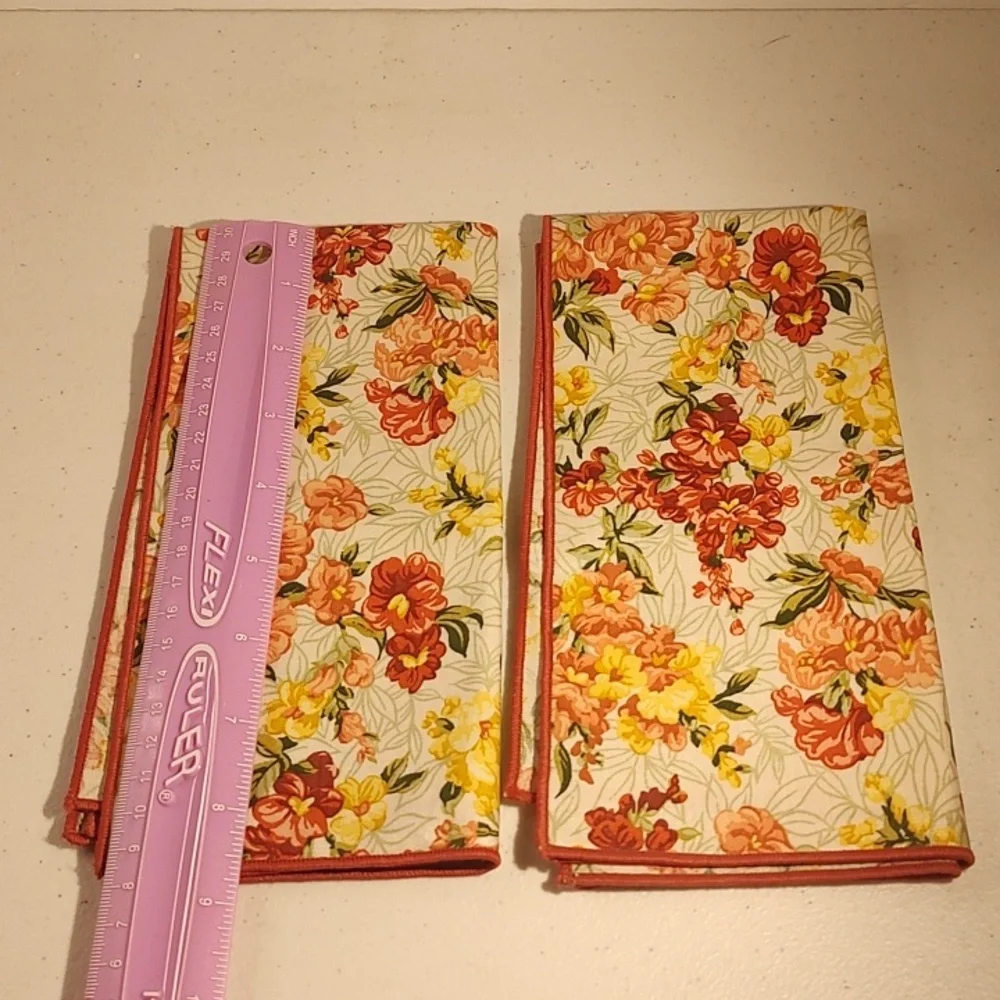 Longaberger Set Of 2 Snapdragon  Fabric Napkins With Orange Trim